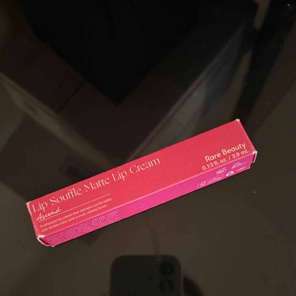 Rare Beauty Lip Soufflé Matte Lip Cream - Vibrant Pink